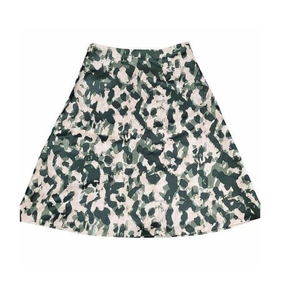 H&M Camoflauge Camo Skirt A-Line Flare Green Casual‎ 6